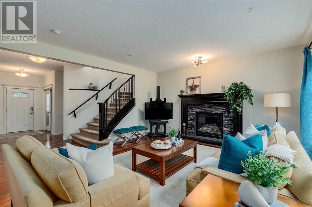 Single Family House for Sale in  Cranarch Heights SE Cranston Calgary 