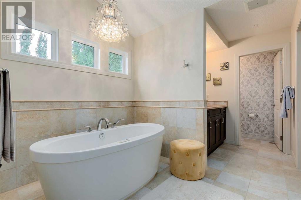 Single Family House for Sale in  Cranarch Heights SE Cranston Calgary 