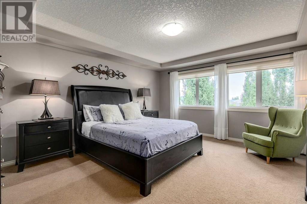 Single Family House for Sale in  Cranarch Heights SE Cranston Calgary 