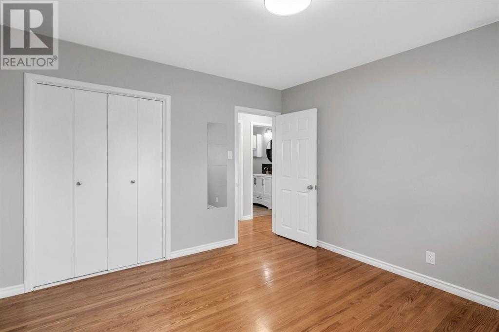 Single Family House Bungalow for Sale in  Cheltenham Road NW Collingwood Calgary 