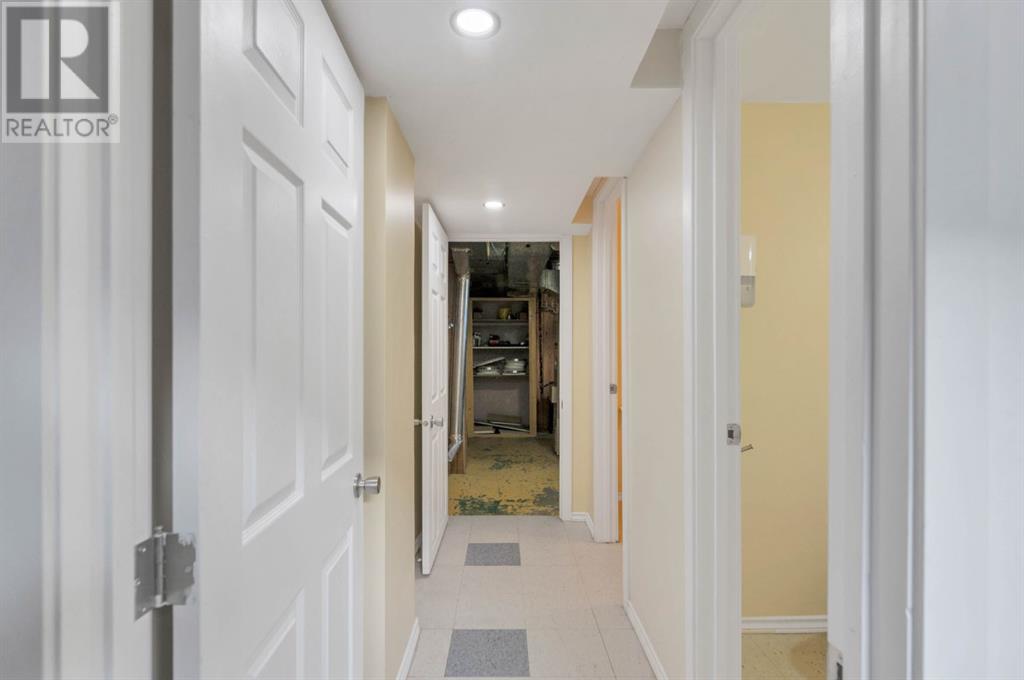 Single Family House Bungalow for Sale in  Cheltenham Road NW Collingwood Calgary 