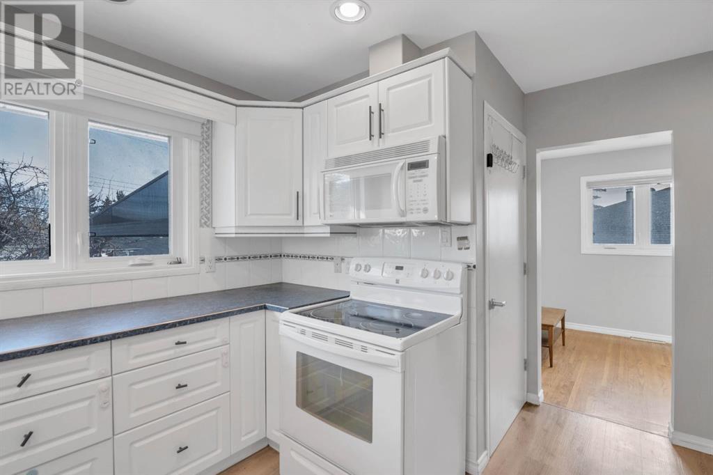 Single Family House Bungalow for Sale in  Cheltenham Road NW Collingwood Calgary 