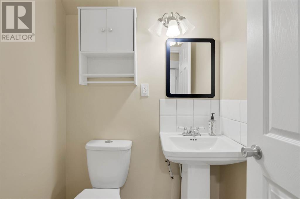Single Family House Bungalow for Sale in  Cheltenham Road NW Collingwood Calgary 