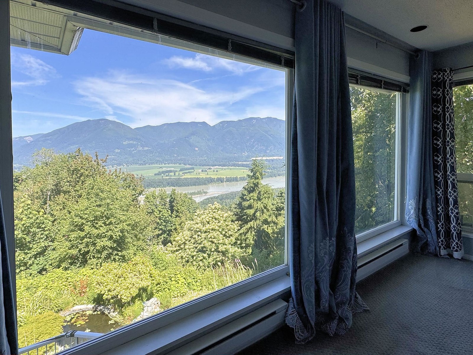 Photo 6 of 8439 Grand View Drive Chilliwack Mountain, Chilliwack BC