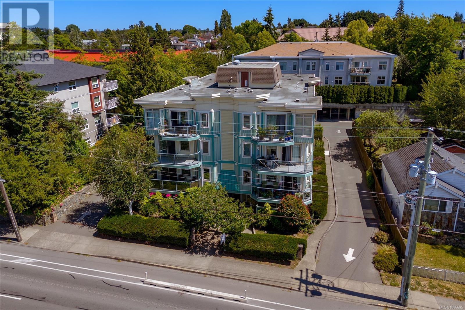 #104 3157 TILLICUM RD - Image 2