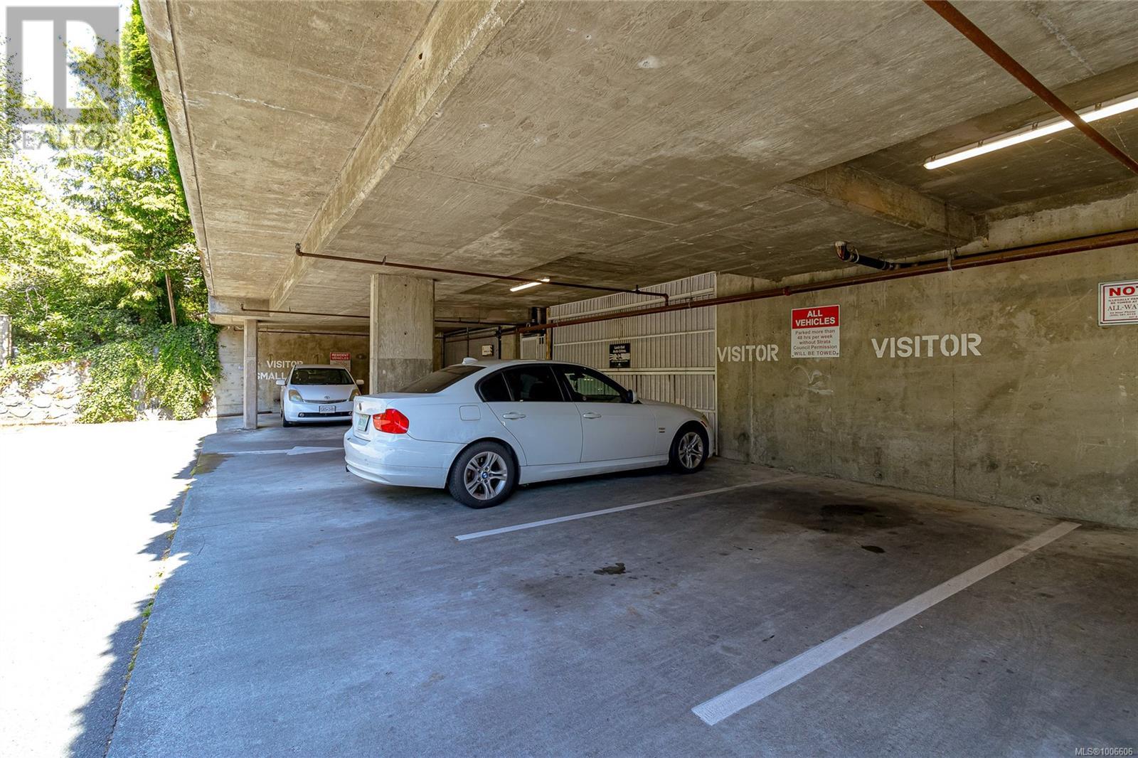 #104 3157 TILLICUM RD - Image 21