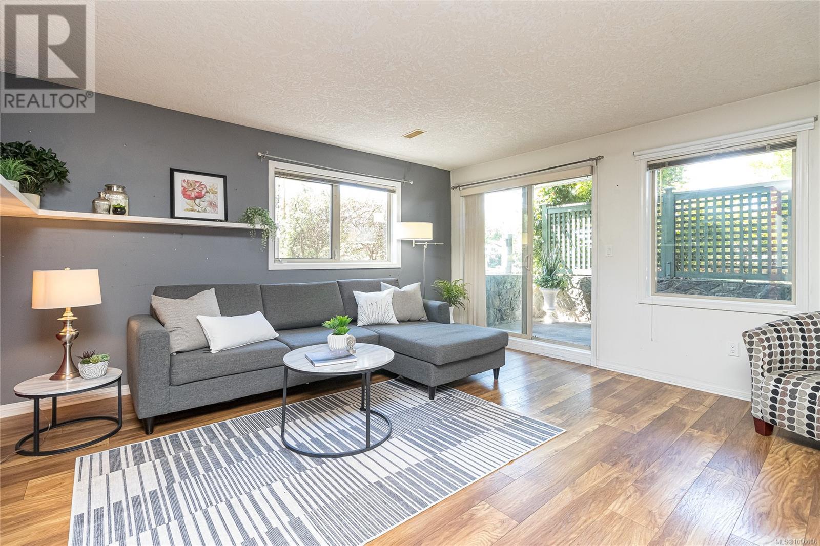 #104 3157 TILLICUM RD - Image 4