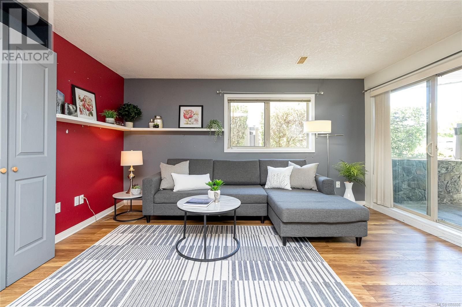 #104 3157 TILLICUM RD - Image 5