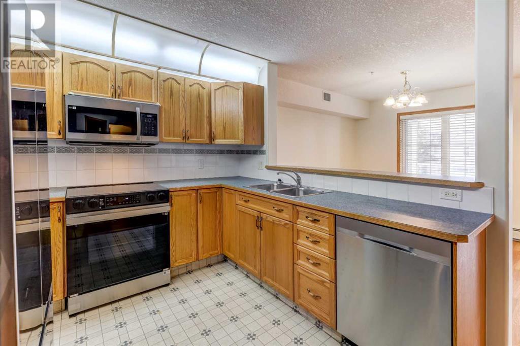 Single Family House for Sale in   Country Hills Road NW Country Hills Calgary 