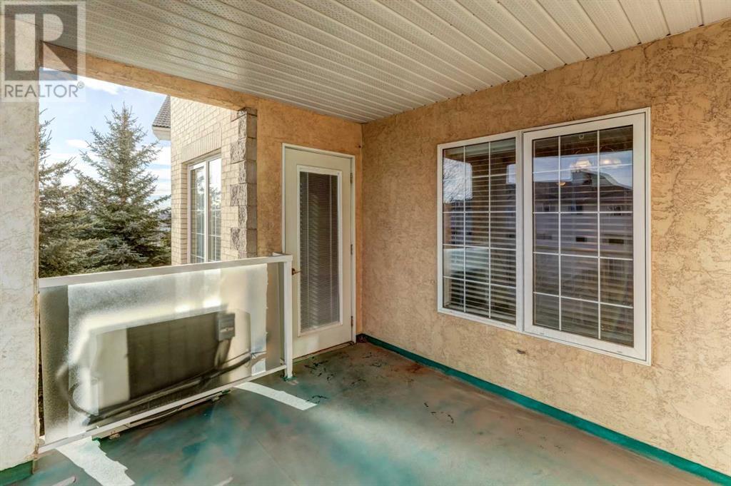Single Family House for Sale in   Country Hills Road NW Country Hills Calgary 