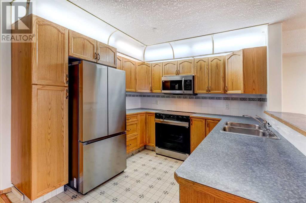 Single Family House for Sale in   Country Hills Road NW Country Hills Calgary 