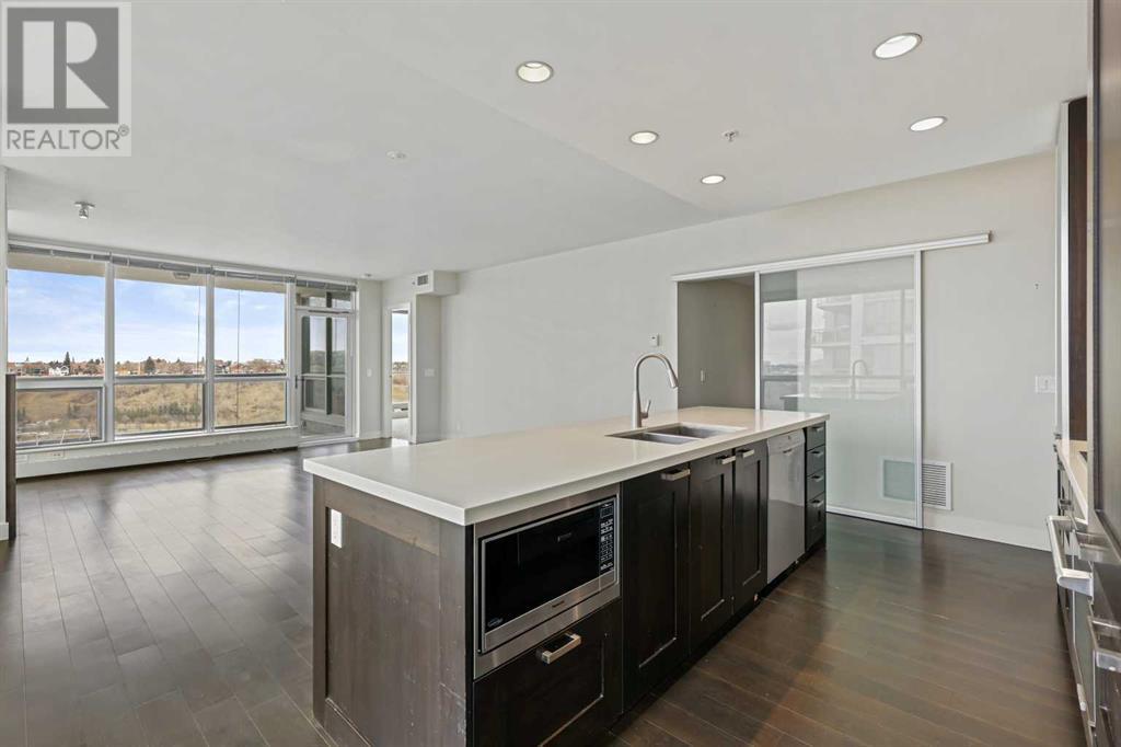 Single Family House for Sale in   Riverfront Avenue Chinatown Calgary 