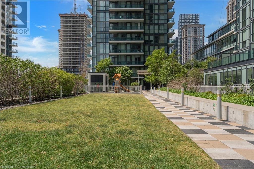 Photo 22 of 4070 Confederation Parkway Unit Ph 02, Mississauga ON