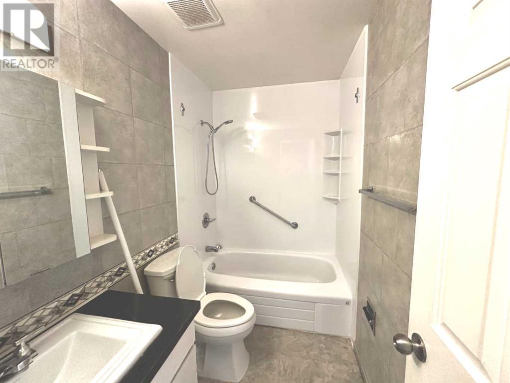 Single Family House for Sale in  Erin Mount Crescent SE Erin Woods Calgary 