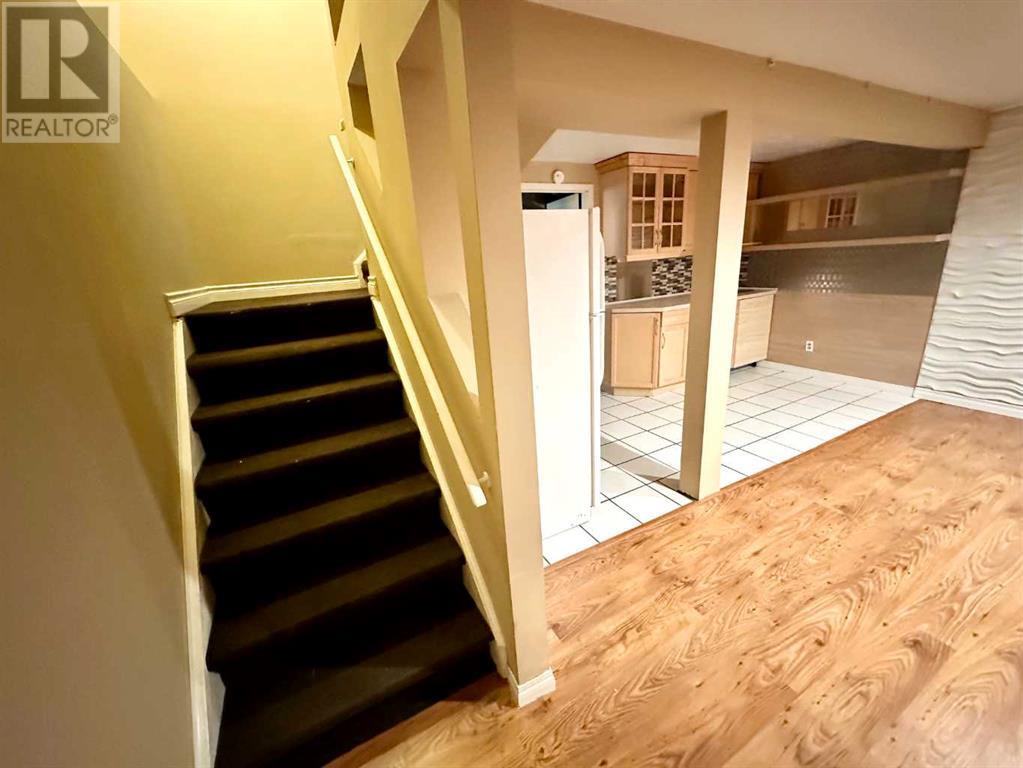 Single Family House for Sale in  Erin Mount Crescent SE Erin Woods Calgary 