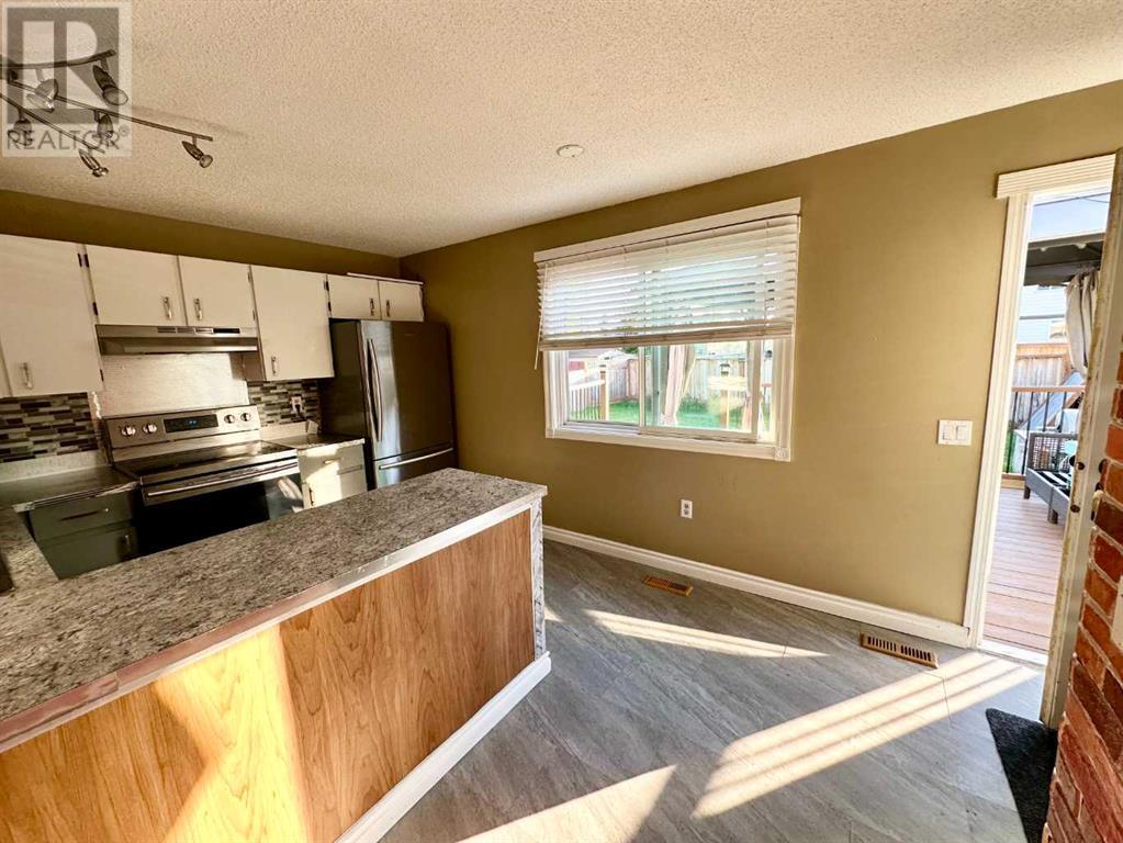 Single Family House for Sale in  Erin Mount Crescent SE Erin Woods Calgary 