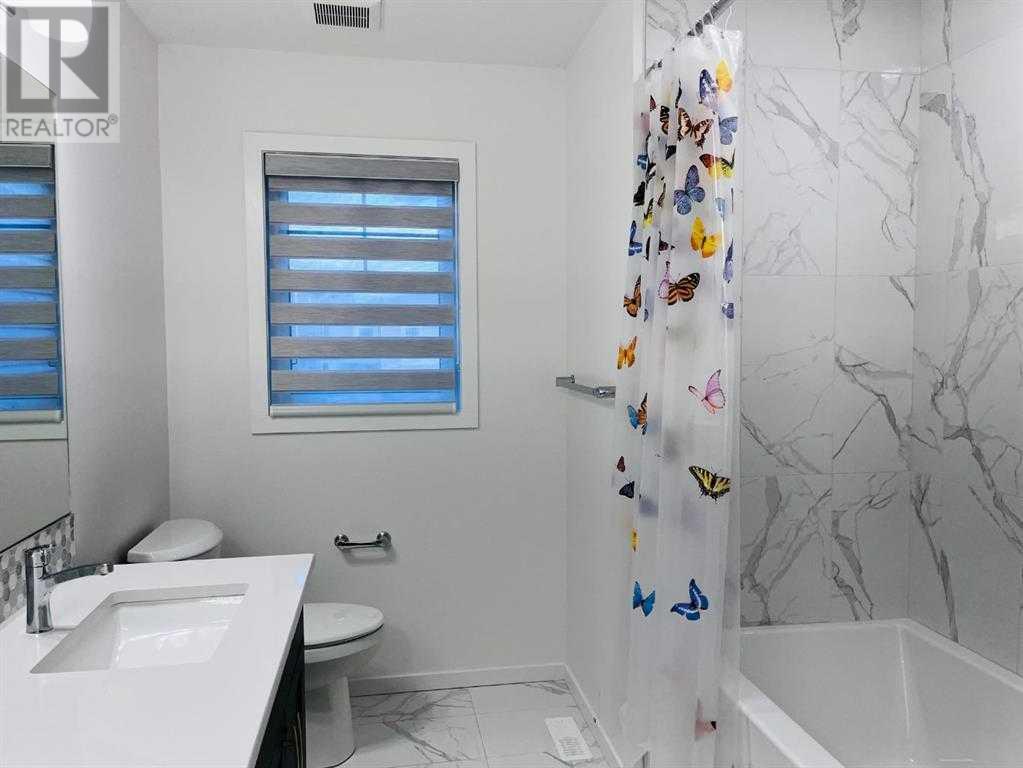 Single Family House for Sale in  carringwood Grove NW Carrington Calgary 
