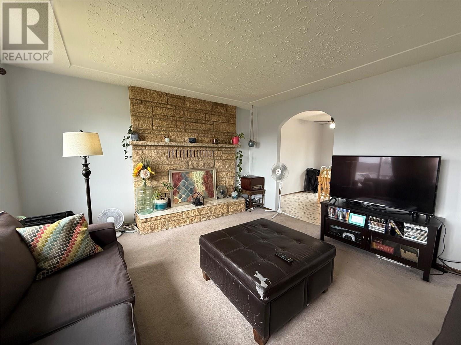 9304 9 Street, Dawson Creek