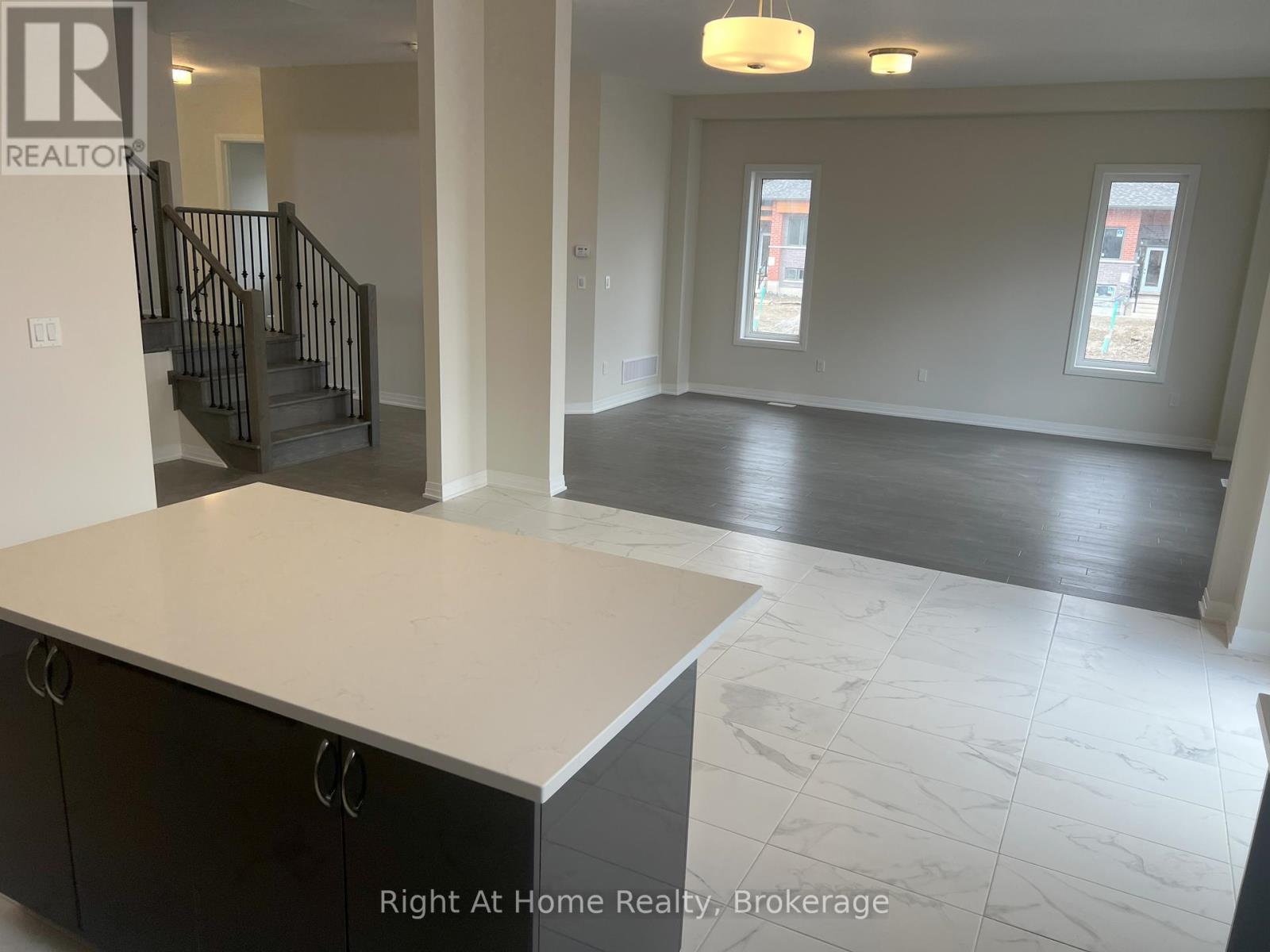Photo 28 of 3188 Searidge Street, Severn ON