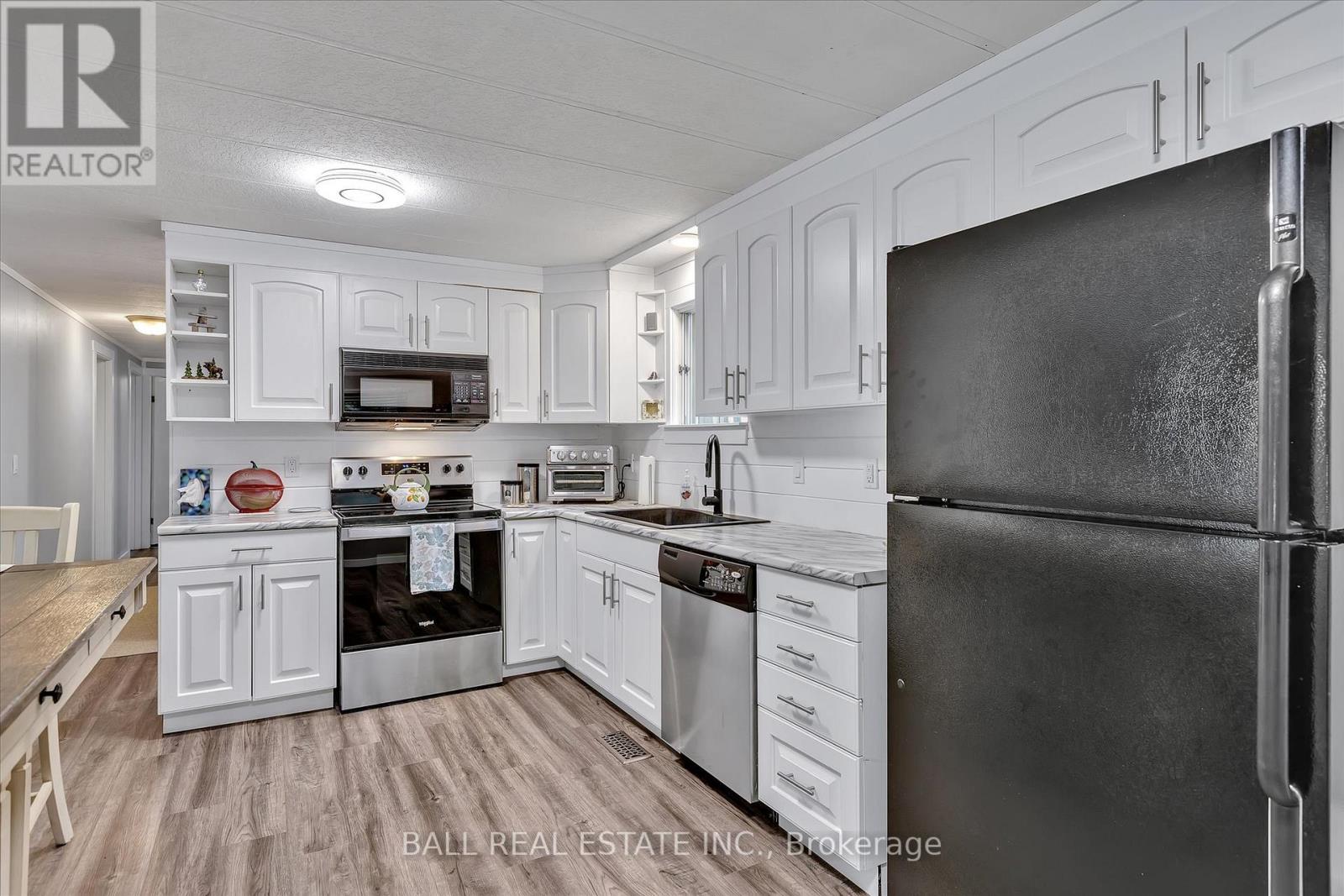 Photo 3 of 62 Methuen Street, Havelockbelmontmethuen ON