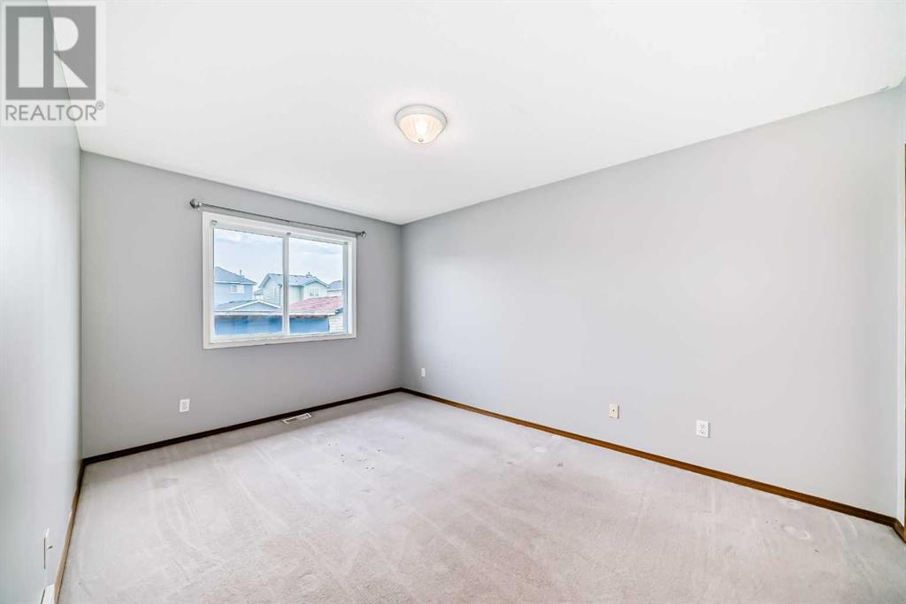 Single Family House 4 Level for Sale in  Taradale Drive NE Taradale Calgary 