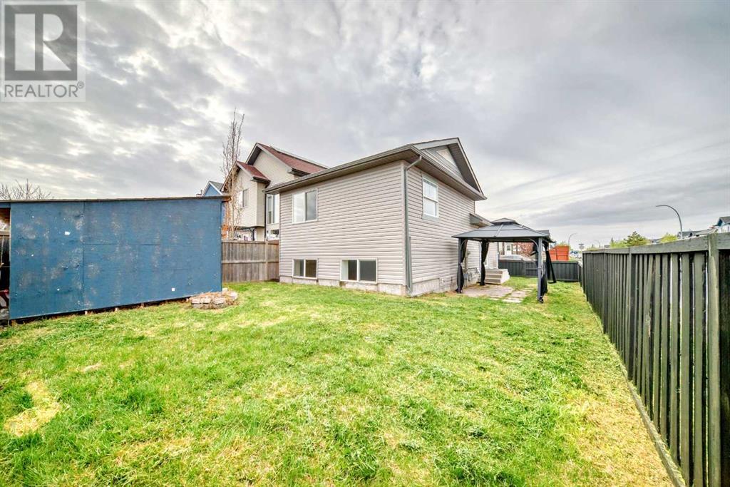 Single Family House 4 Level for Sale in  Taradale Drive NE Taradale Calgary 