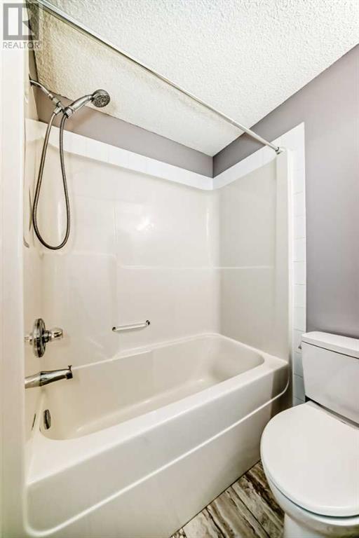 Single Family House 4 Level for Sale in  Taradale Drive NE Taradale Calgary 