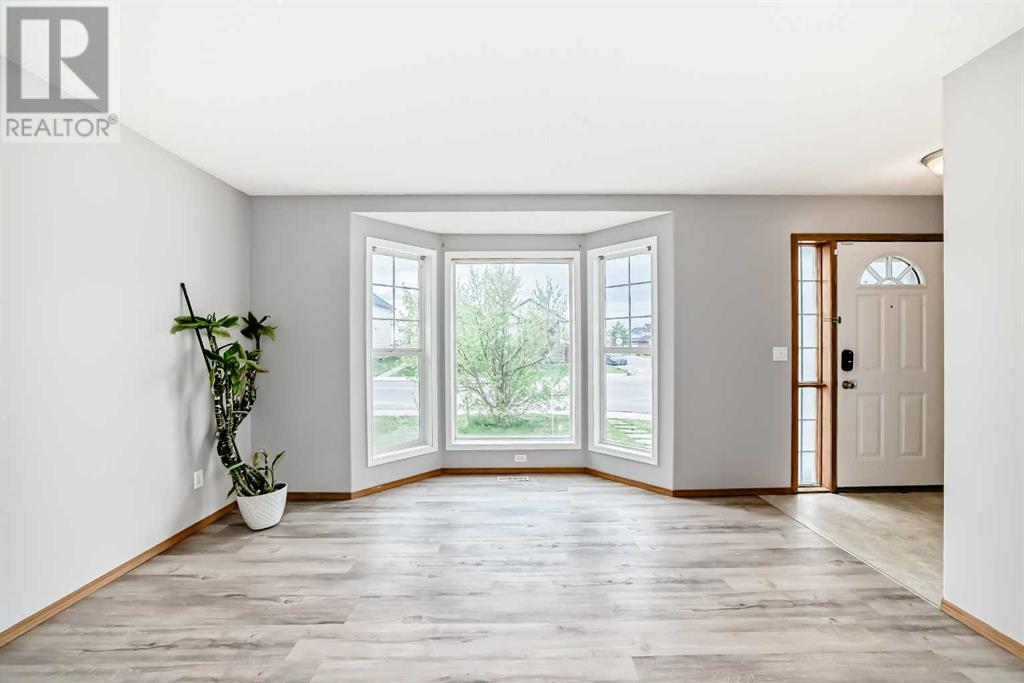 Single Family House 4 Level for Sale in  Taradale Drive NE Taradale Calgary 