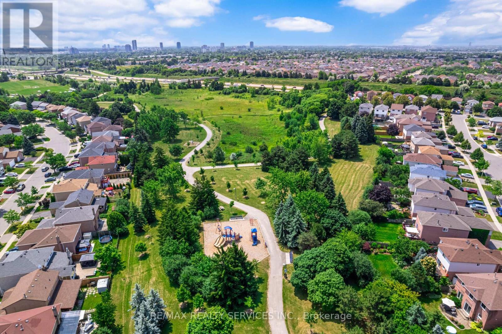 Single Family House for Sale in  NUFFIELD STREET Brampton (Westgate) 