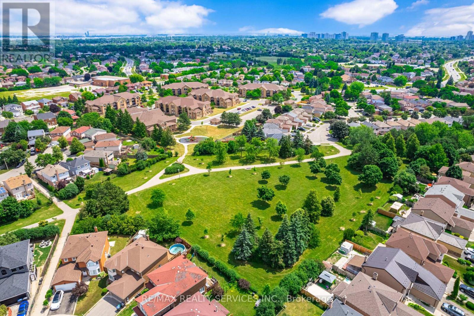 Single Family House for Sale in  NUFFIELD STREET Brampton (Westgate) 