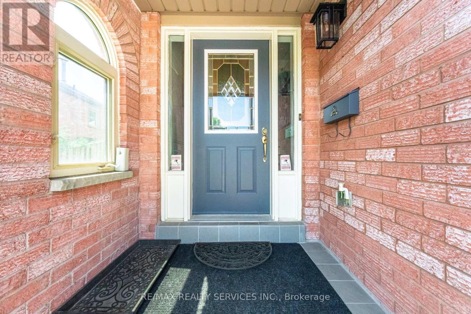 Single Family House for Sale in  NUFFIELD STREET Brampton (Westgate) 