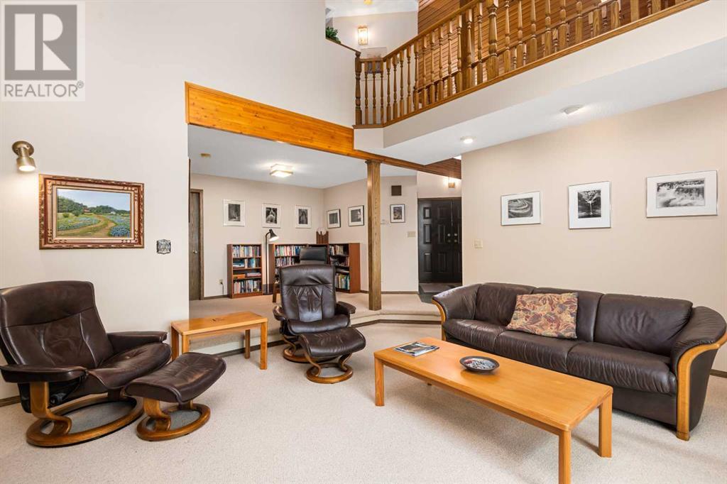 Single Family House for Sale in  Edgepark Rise NW Edgemont Calgary 