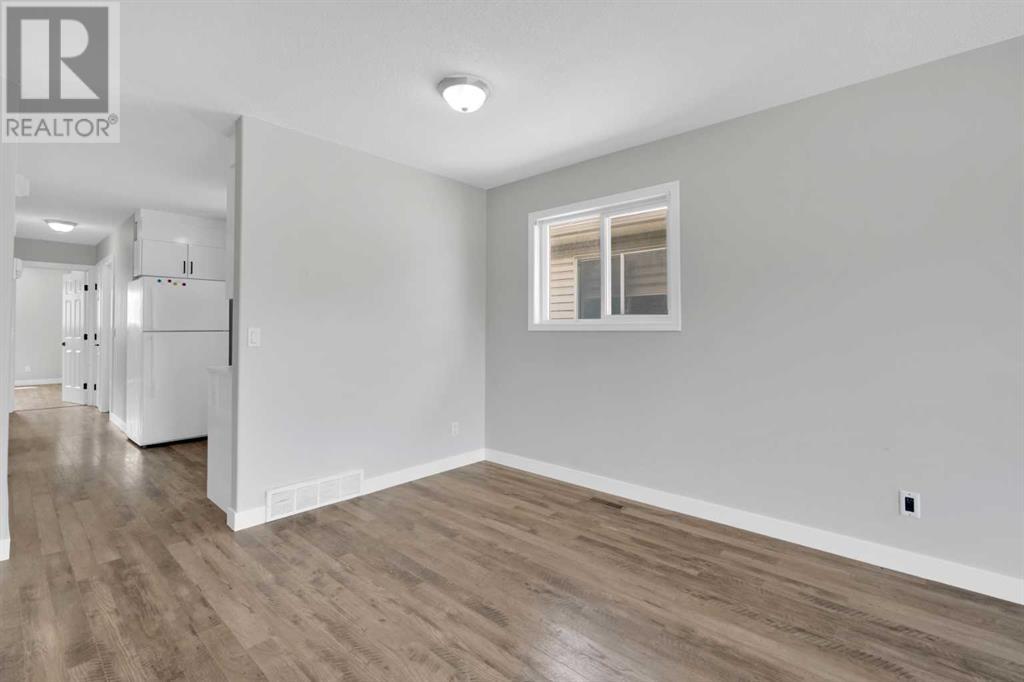 Single Family House Bi-level for Sale in  Taravista Drive NE Taradale Calgary 