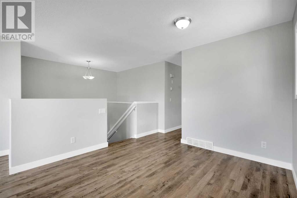 Single Family House Bi-level for Sale in  Taravista Drive NE Taradale Calgary 
