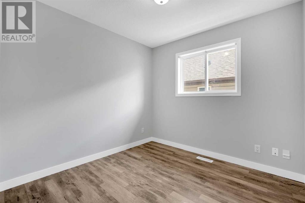 Single Family House Bi-level for Sale in  Taravista Drive NE Taradale Calgary 