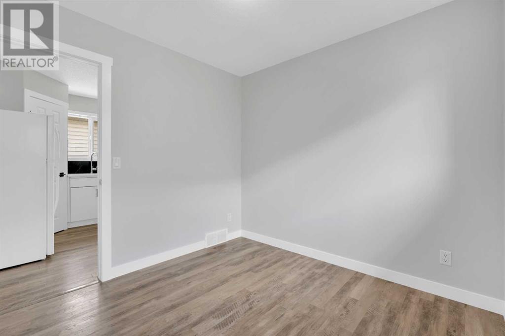 Single Family House Bi-level for Sale in  Taravista Drive NE Taradale Calgary 