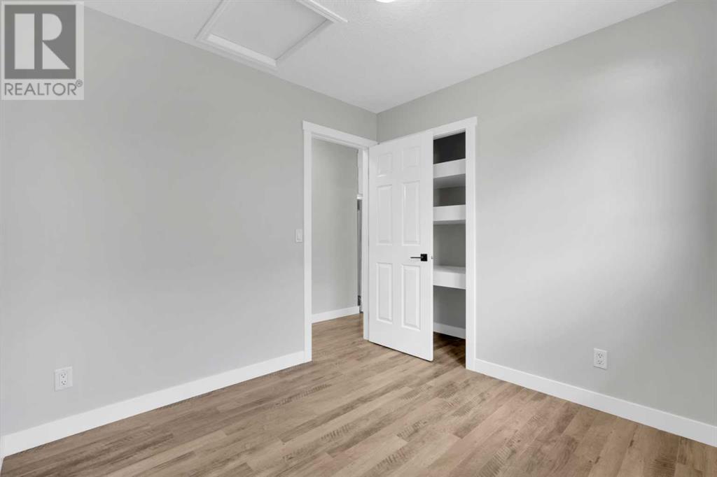 Single Family House Bi-level for Sale in  Taravista Drive NE Taradale Calgary 