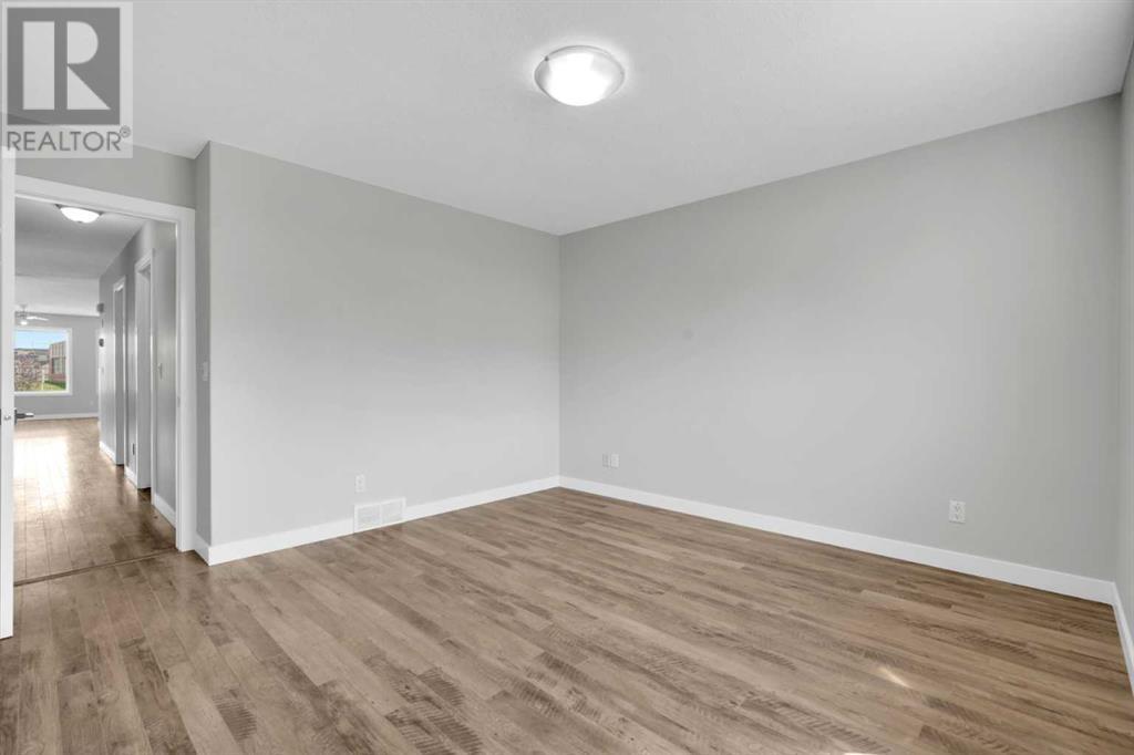 Single Family House Bi-level for Sale in  Taravista Drive NE Taradale Calgary 