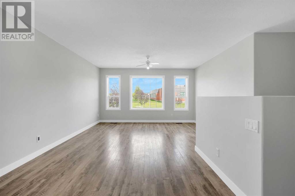 Single Family House Bi-level for Sale in  Taravista Drive NE Taradale Calgary 