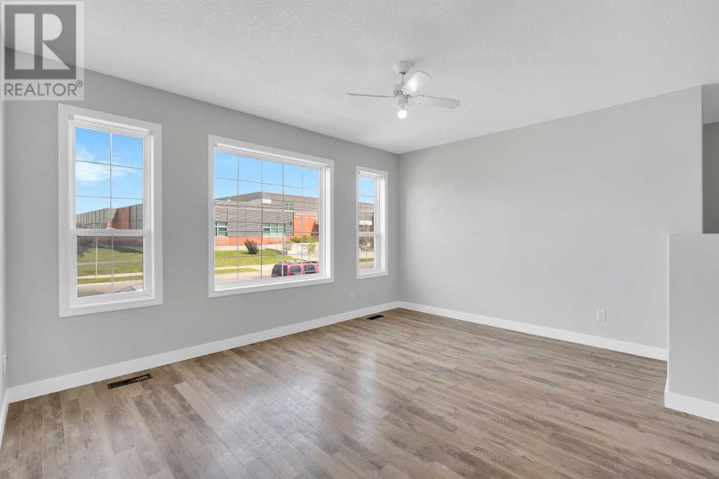 Single Family House Bi-level for Sale in  Taravista Drive NE Taradale Calgary 
