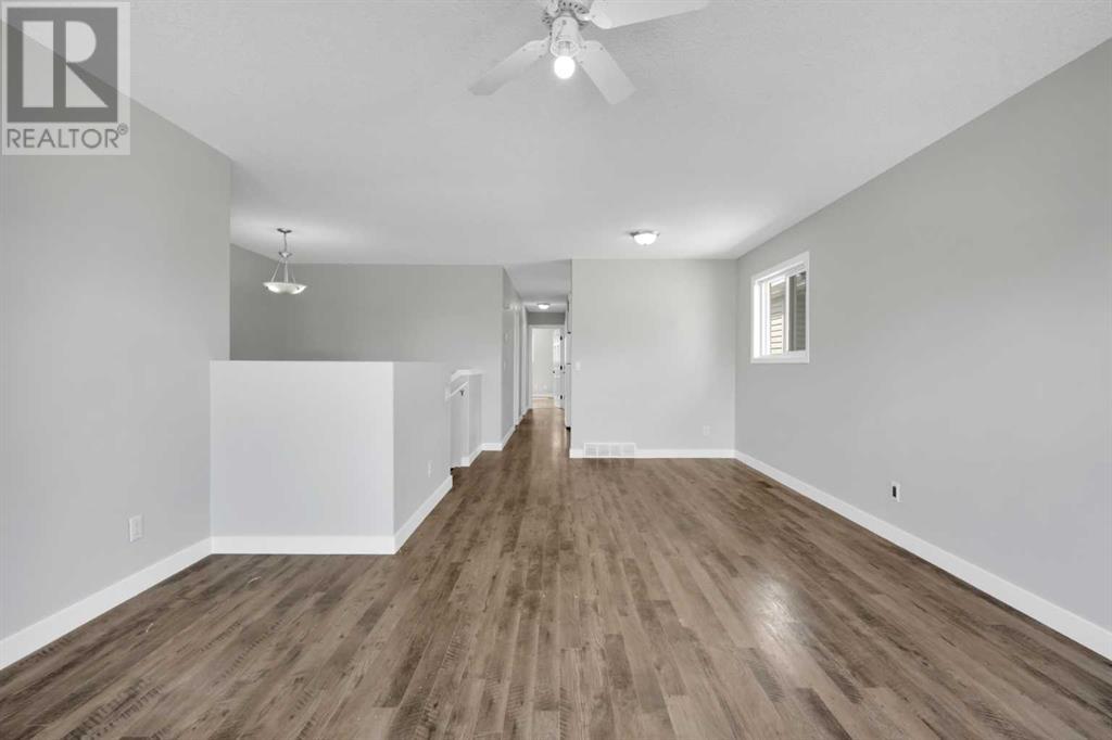 Single Family House Bi-level for Sale in  Taravista Drive NE Taradale Calgary 