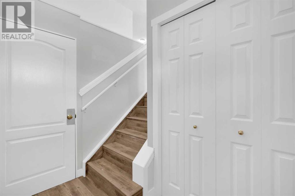 Single Family House Bi-level for Sale in  Taravista Drive NE Taradale Calgary 