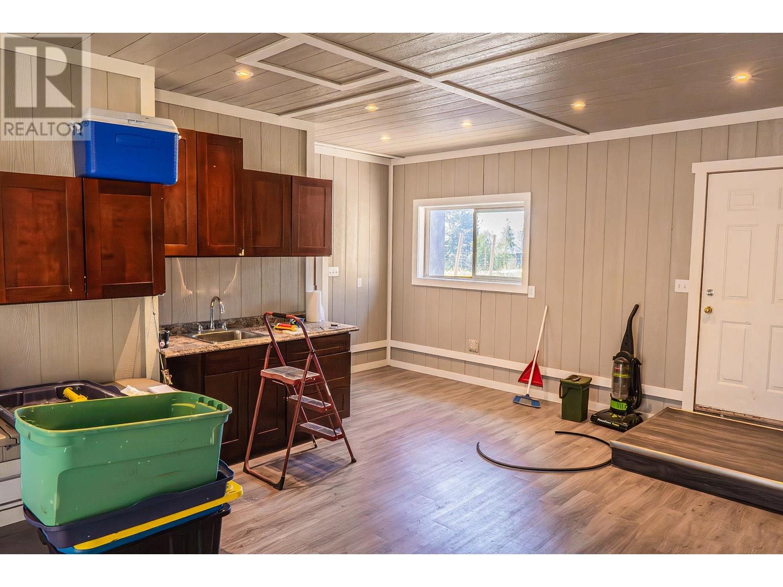 496 Mountain Drive, Vernon