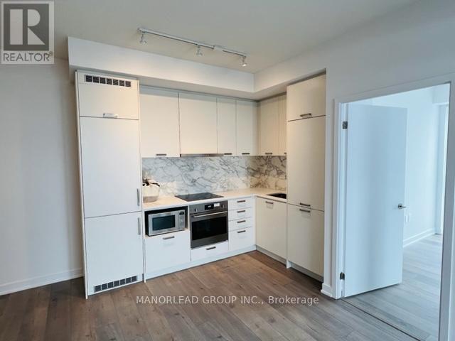 Photo 23 of 912 38 Honeycrisp Crescent, Vaughan ON
