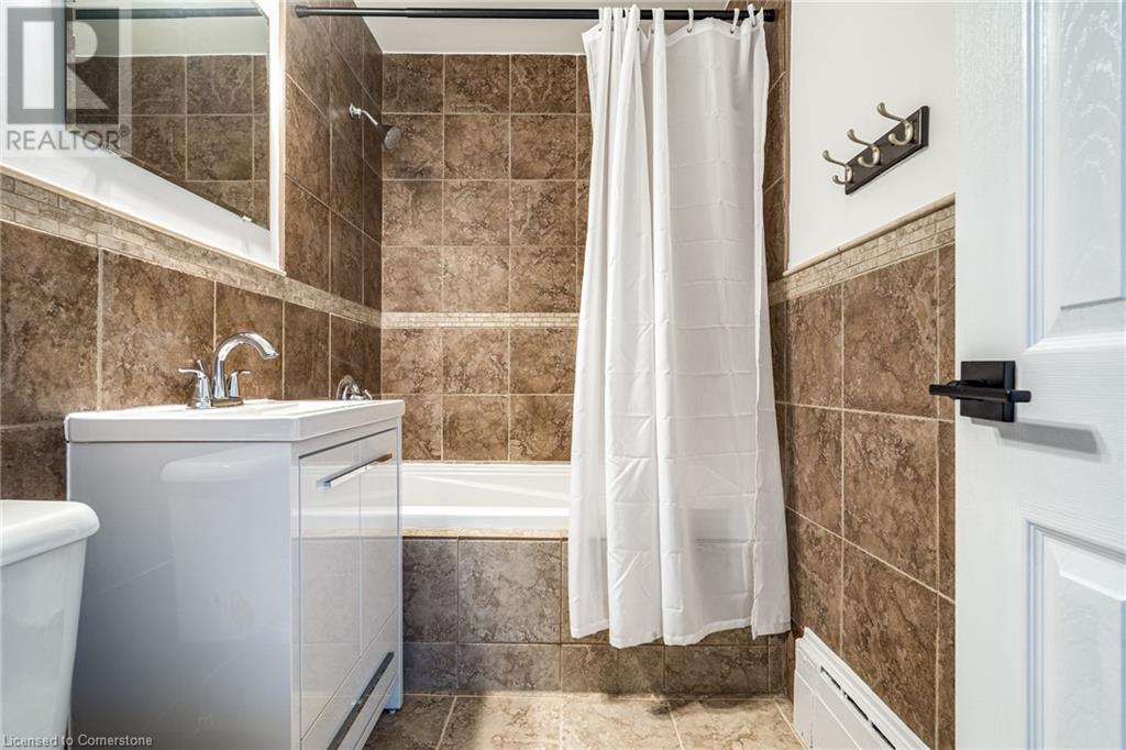 Photo 21 of 2052 Courtland Drive Unit 403, Burlington ON