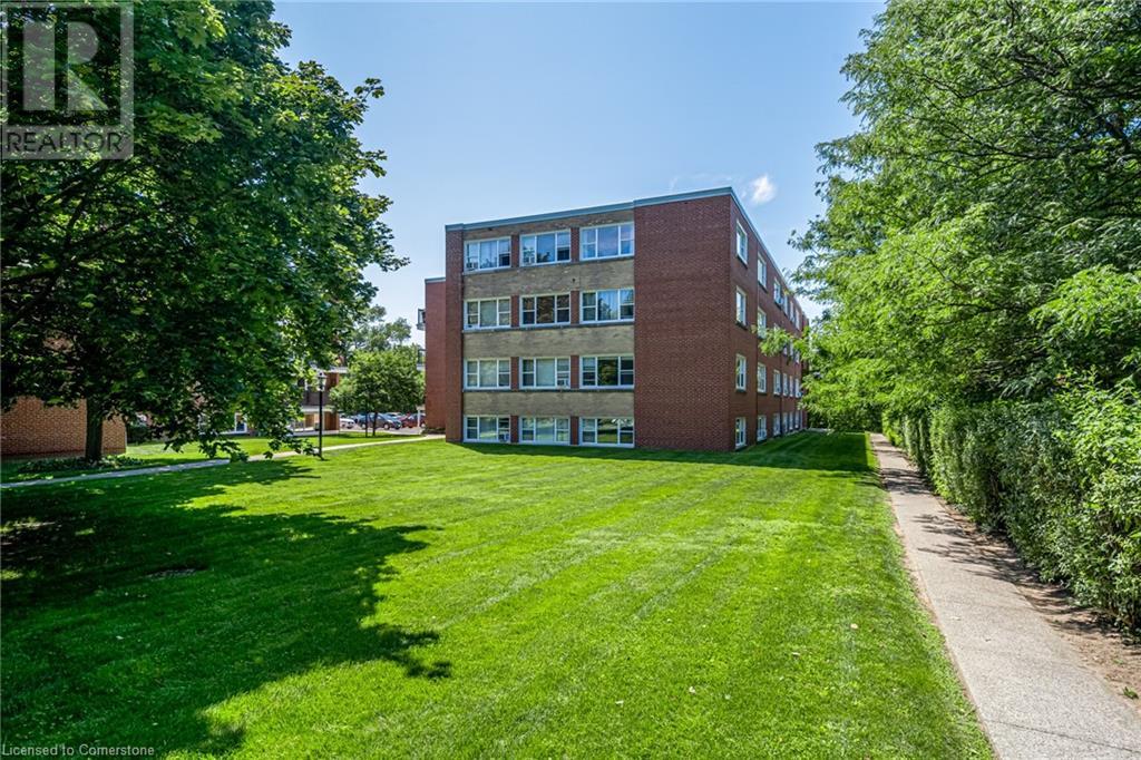 Photo 24 of 2052 Courtland Drive Unit 403, Burlington ON