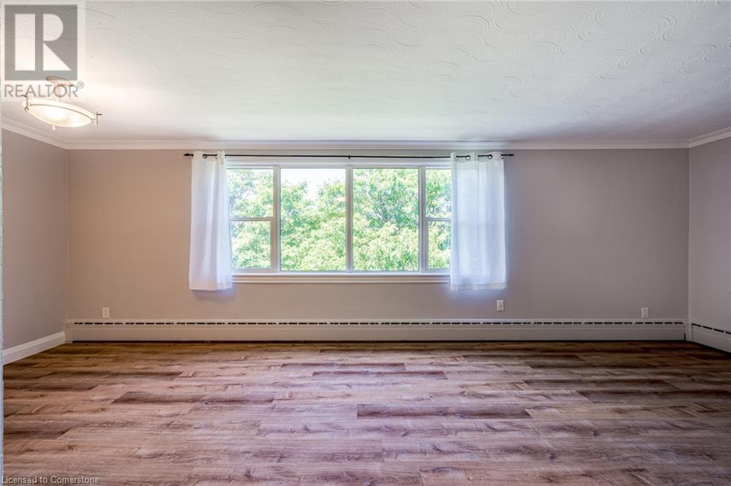Photo 3 of 2052 Courtland Drive Unit 403, Burlington ON