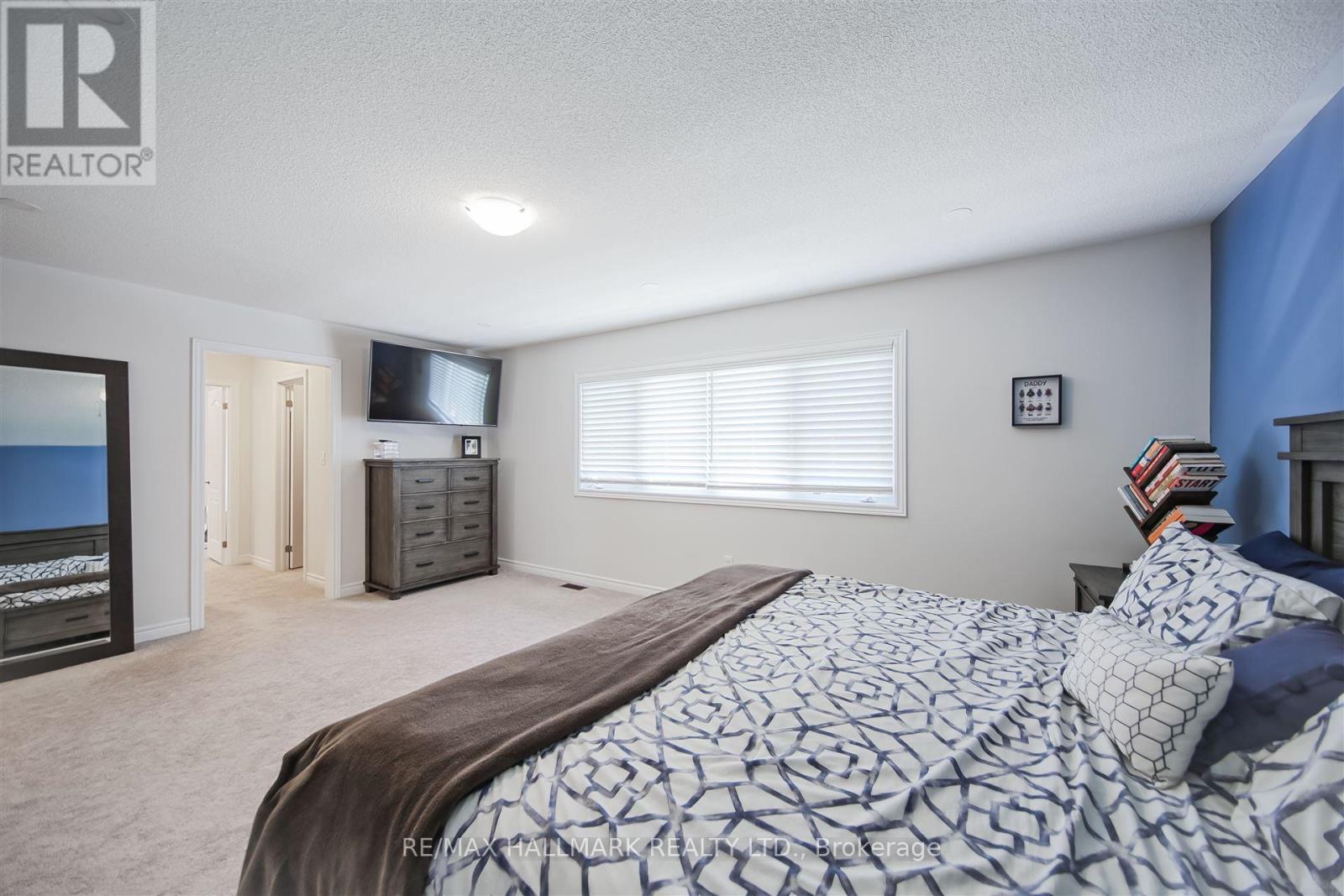 Photo 8 of 195 Danny Wheeler Boulevard, Georgina ON
