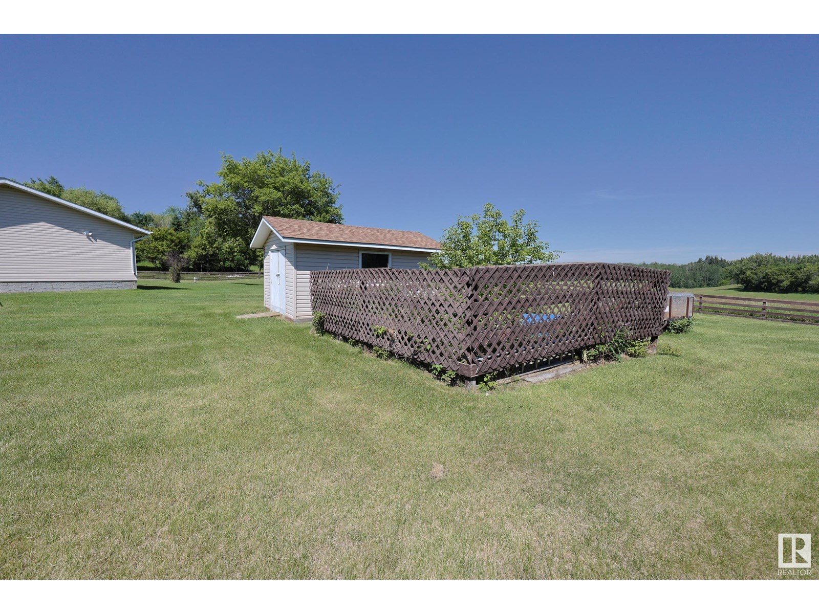 Photo 45 of 61 24213 Twp Road 554, Rural Sturgeon County AB