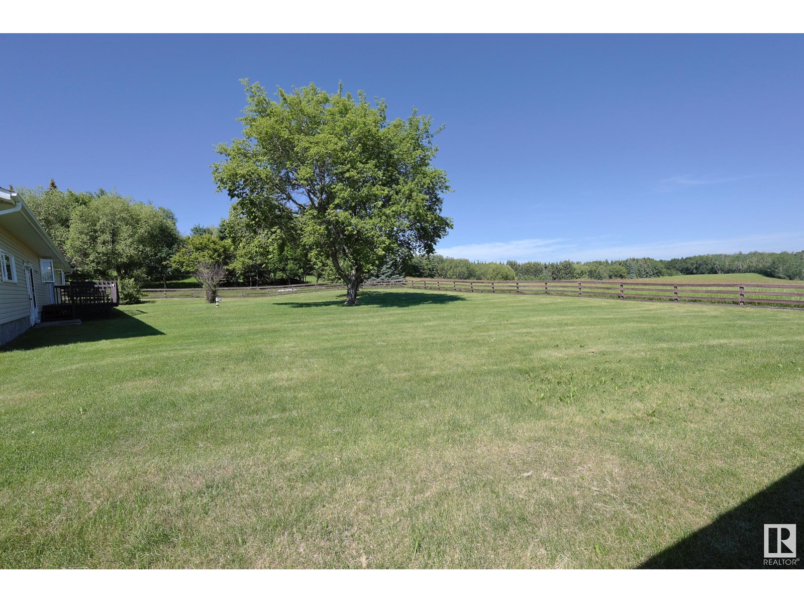 Photo 5 of 61 24213 Twp Road 554, Rural Sturgeon County AB